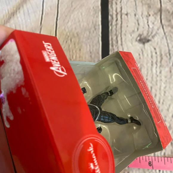 5/$20 2018 Hallmark BLACK PANTHER Marvel's Avengers Christmas Tree Ornament - Picture 5 of 9